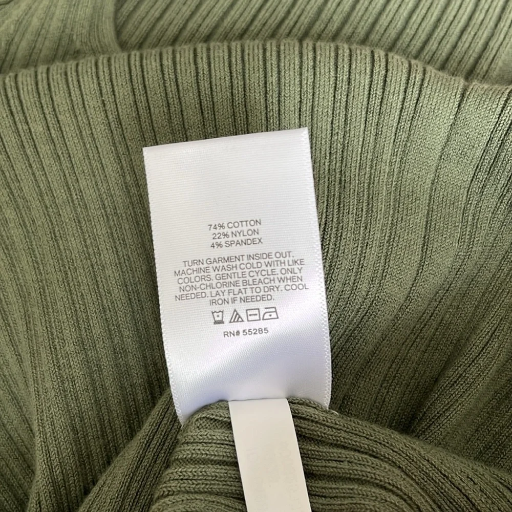 Express Ribbed Sweetheart Sweater - Picture 6 of 6